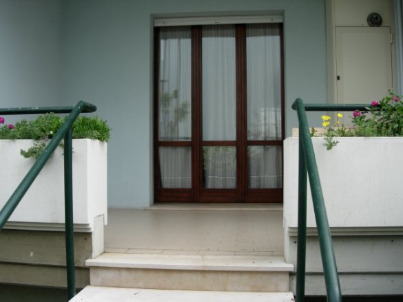 Fano Residence Casealporto - CasaSassonia Ingresso retro